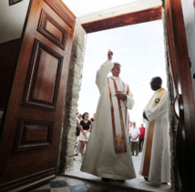 nouvelle porte de la chapelle- photo @sc