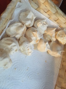 LA RECETTE DES MERINGUES DE FRANCOISE LA RECETTE DES MERINGUES DE FRANCOISE