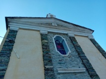 Toit de la chapelle rénové Toit de la chapelle rénové