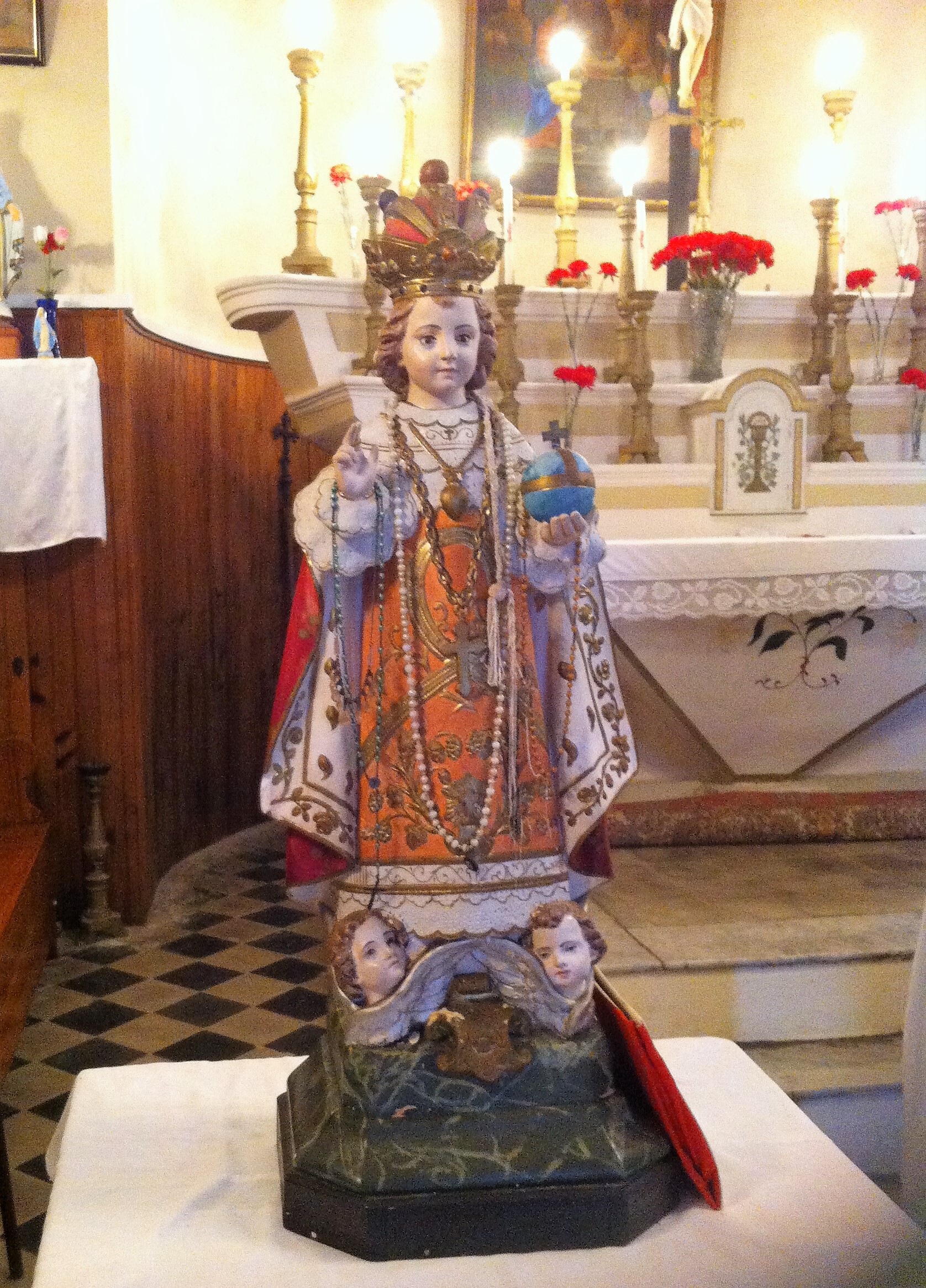 photo statue Enfant Jésus de Prague chapelle su Sacré-Coeur à Canaghja - Campile